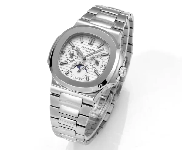 002539A4-2527-364E-4F0F-38D88A1AE22E.webp Patek Philippe Silver Nautilus Watch