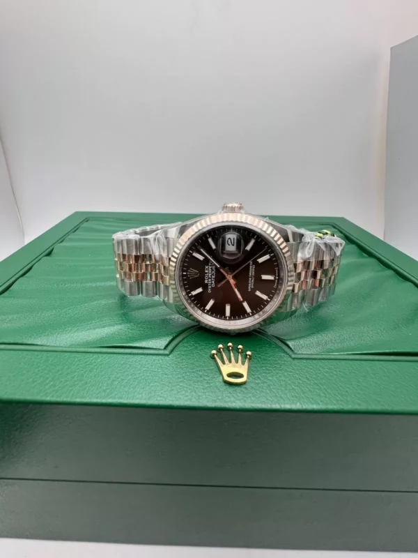 08BDA979-17BB-C966-3484-3CE3D705455D.webp Superclone Rolex Datejust 36 mm Chocolate Dial 126231 Jubilee