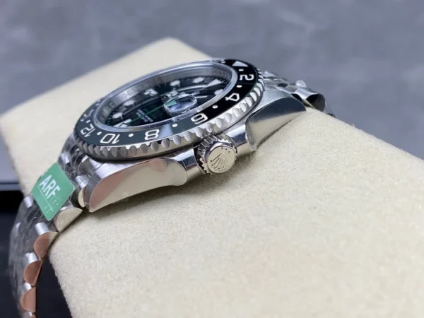 Superclone Rolex GMT-Master II 126710GRNR  Bruce Wayne  Jubilee 2024
