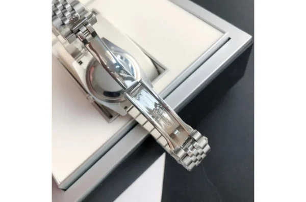 1522BACB-8A3A-A237-A1F4-7D257E4C247D.webp Couple Watches Rolex Datejust 36/28mm SS/SS Jub White/Dial