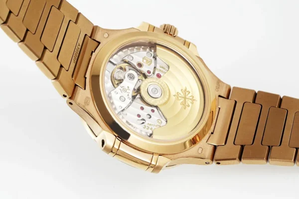 254672A2-A220-9C2F-0BF2-AB487D8E29B2.webp Patek Philippe Rose Gold Nautilus Watch