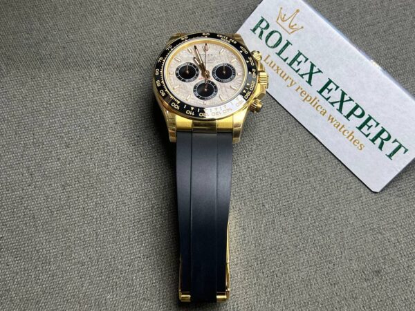 29180D2A-C6C2-0E4F-752B-82AC05730A4A.jpg Superclone Rolex Daytona 40 mm 126518LN Meteorite Dial