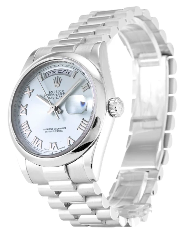 3F7D5CE0-0058-9980-8DC4-15597B0827D7.webp Rolex Day-Date 36mm Blue Dial 118206
