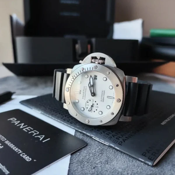 Panerai Submersible Men Automatic White Rubber Watch PAM01223