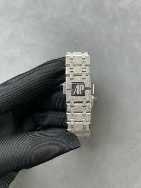 Audemars Piguet Royal Oak Frosted Gold Quartz Black 67653BC.GG.1263BC.02