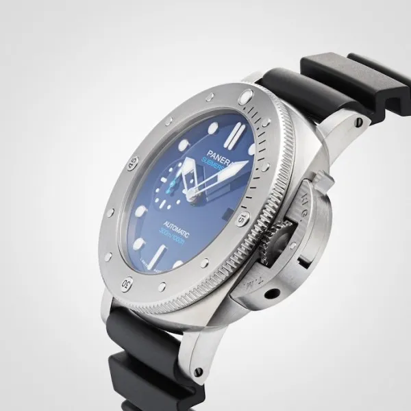 Panerai Submersible Men Automatic Blue Rubber Watch PAM00692