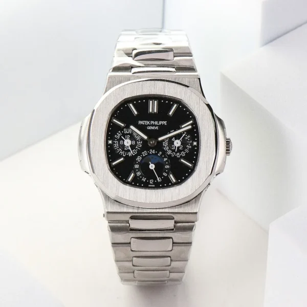 56E016C1-11D8-9452-5015-6869B0E3ED54.webp Patek Philippe Nautilus Black Perpetual Calendar