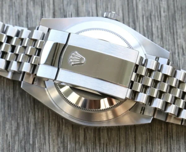 5DA16FD5-A7C0-0D11-7B43-F2CDD35648CB.webp Superclone Rolex Datejust 41mm Rhodium Dial 126334 Wimbledon Flutted / Jubilee