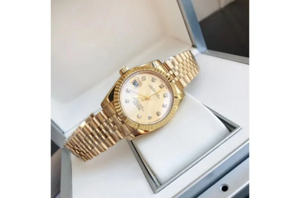 618C189F-46A0-9E1E-912A-4AED79E5EA41.webp Couple Watches Rolex Datejust 36/28mm RG/RG Jub Gold/Dial