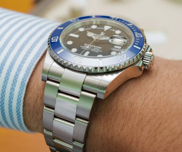 6D832237-320D-7BD3-48B1-A2A092EED176.webp Superclone Rolex Submariner Cookie Monster 41mm Black Dial 126619LB