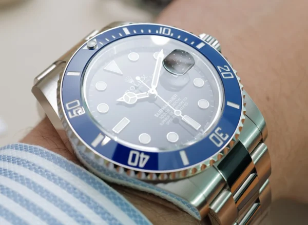 7327A993-03E3-C6E6-8C3B-1C1534F46F8B.webp Superclone Rolex Submariner Cookie Monster 41mm Black Dial 126619LB