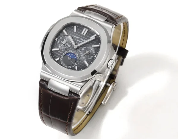 7D3F209C-28BA-6B14-5BB5-6402762DAF4B.webp Patek Philippe Nautilus Grey Perpetual Watch