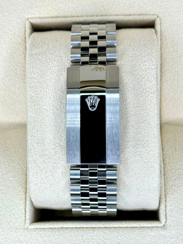 Superclone Rolex Sky-Dweller 42 mm Bright blue Dial 336934 Jubilee