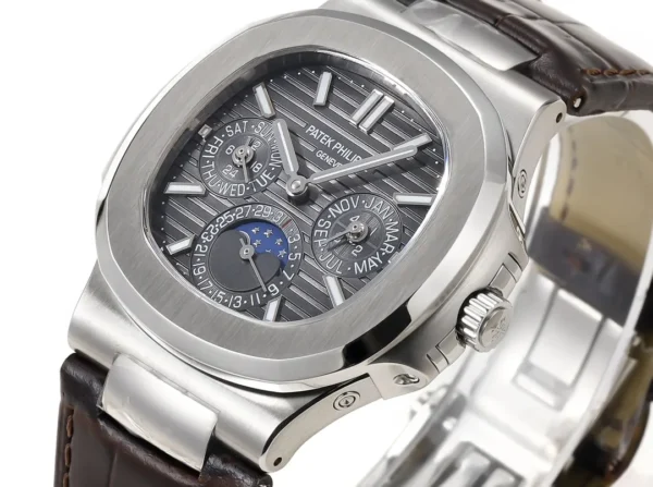 813D93D1-023E-9C7C-10E9-330ED0374E89.webp Patek Philippe Nautilus Grey Perpetual Watch