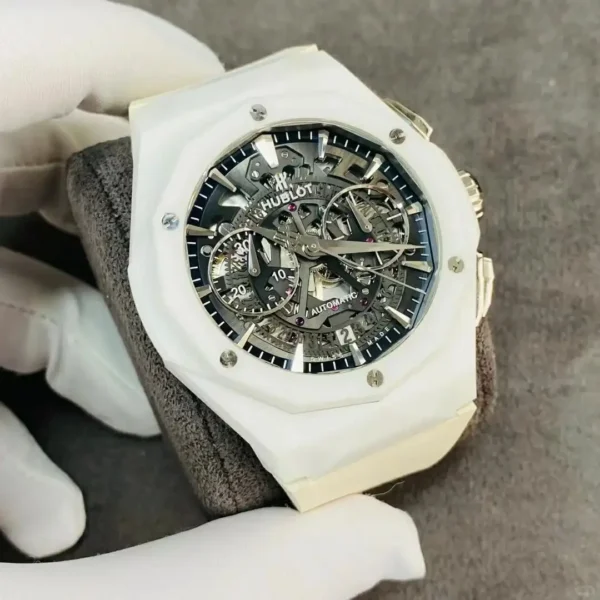 Hublot Classic Fusion Men Automatic Black Rubber Watch 525.HI.0170.RW.ORL21