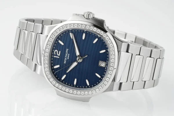 8F318E07-4FCF-B700-A58D-50C167856544.webp Patek Philippe Blue Nautilus Ladies Watch