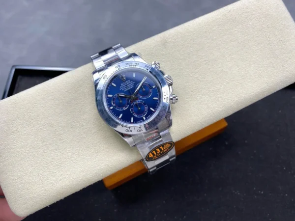 9937AC6C-E7BC-B576-86C8-B2E4AE4C734E.webp Superclone Rolex Daytona 40 mm 126509 Bright Blue Dial