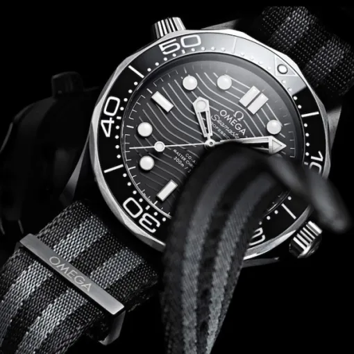A7F211E6-974D-891F-70EB-95A986FD5A65.webp Omega Seamaster Men Automatic Black Fabric 007 Watch O21092442001002