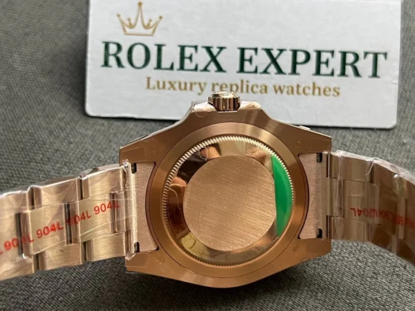AC610CB4-15B4-F8BE-BA4E-EBC5BFB23257.webp Superclone Rolex GMT-Master II 40 mm 126715CHNR Tiger Iron Dial