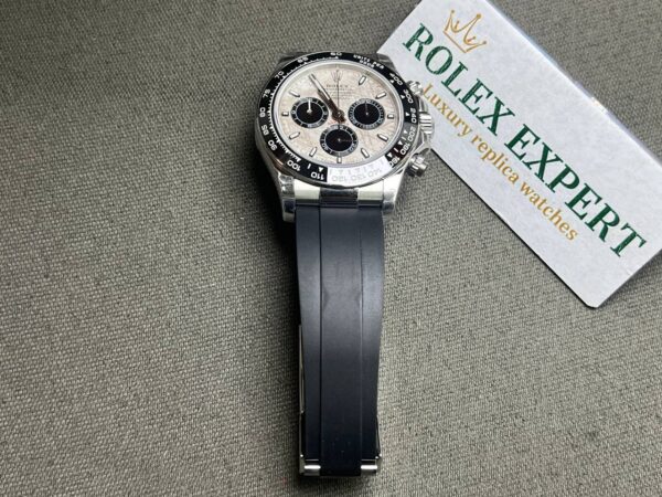 B20B631B-48BA-BDB8-C140-5A20EAF23808.jpg Superclone Rolex Daytona 40 mm 126519LN Meteorite Dial