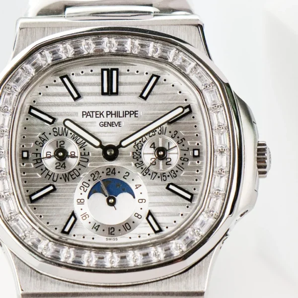 C2BB0685-E9C9-A0C0-BC15-C9FD880B2AF4.webp Patek Philippe Silver Nautilus Watch