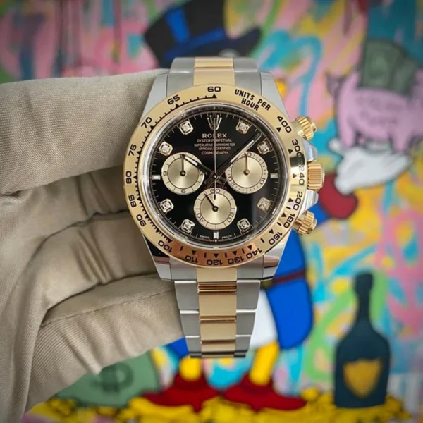 C851A65F-6AF3-1AEC-4F8D-C075FD6D5712.webp Superclone Rolex Daytona Black Diamond Dial 126503