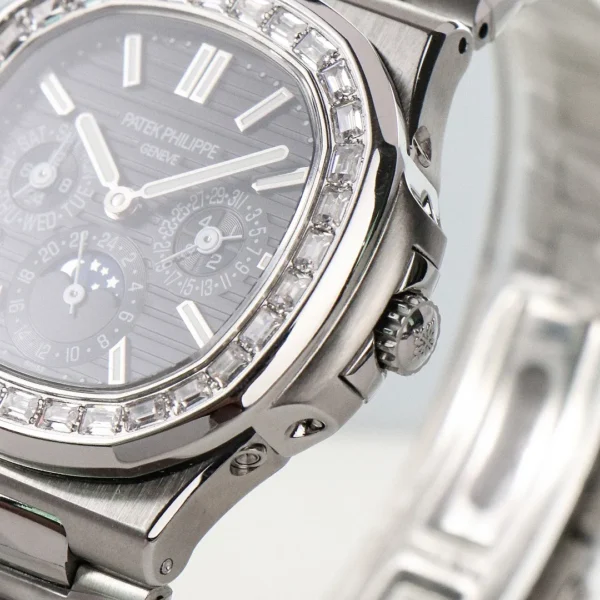 CB532175-B7F2-43C6-FF43-7C0E2838656C.webp Patek Philippe Nautilus Black Perpetual Calendar