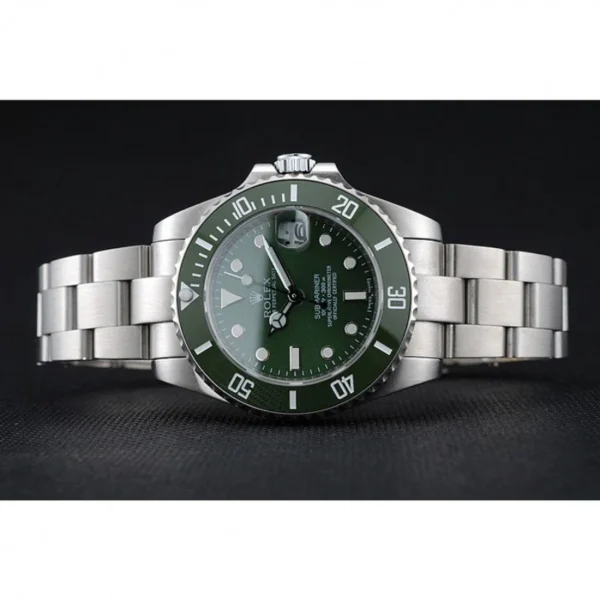 Rolex Submariner 41mm Green Dial 1454151