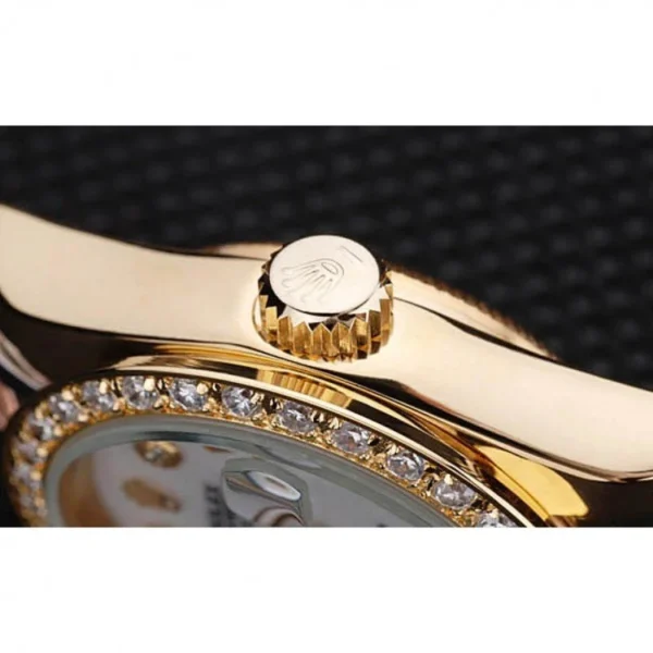 D15B28F0-2A1A-6E9B-593C-07C558F9F95E.webp Rolex Datejust 28mm White Dial RL42