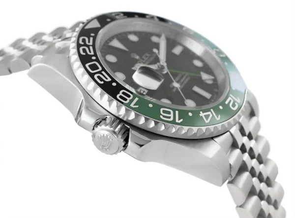 DAA1945F-FED0-6D67-D3AF-FA2CFE4F2529.webp Superclone Rolex GMT-Master II “Sprite” 126720VTNR