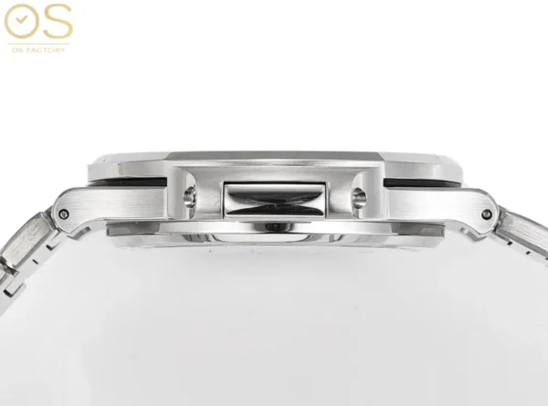 E14B4798-0BB8-8D93-147C-16D5C742C9E3.webp OSFactory Steel King Blue Nautilus Watch