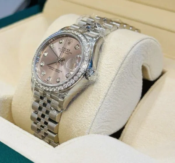 E97F565D-0BD7-73D9-C336-9FB5B7427A21.webp Rolex Datejust 31mm Pink Dial 278384RBR
