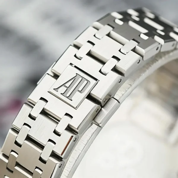 Audemars Piguet Royal Oak Offshore Selfwinding Chronograph Silver 26315ST.OO.1256ST.01