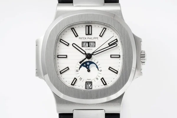ECD19B18-8C24-1EB4-B0EC-421CC934F279.webp Patek Philippe Nautilus Blue Rubber Strap Watch