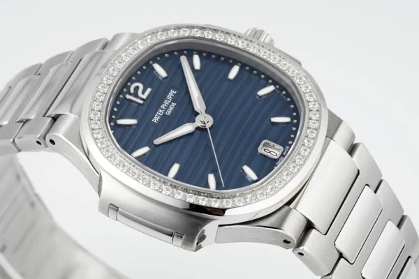 F42FC032-47E9-2F21-4908-0F4341DD6198.webp Patek Philippe Blue Nautilus Ladies Watch