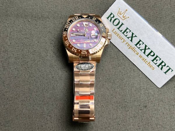 FC25D0A6-9F69-A5F9-569B-36DD0570C34E.jpg Superclone Rolex GMT-Master II 40 mm 126715CHNR Tiger Iron Dial