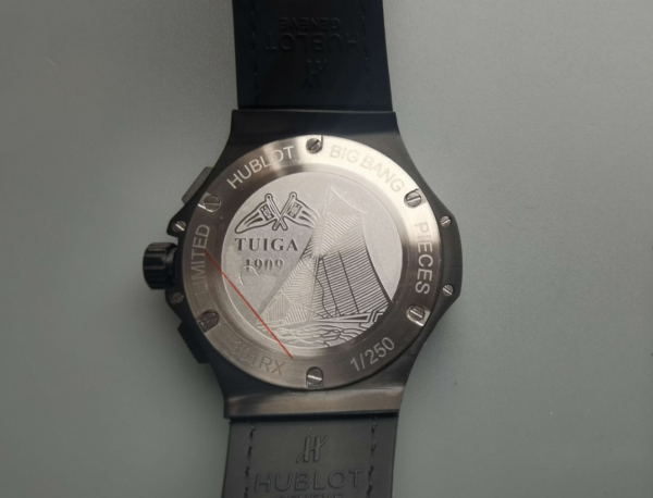 Hublot 44mm 301.QX.1740.GR Men Quartz 44 MM